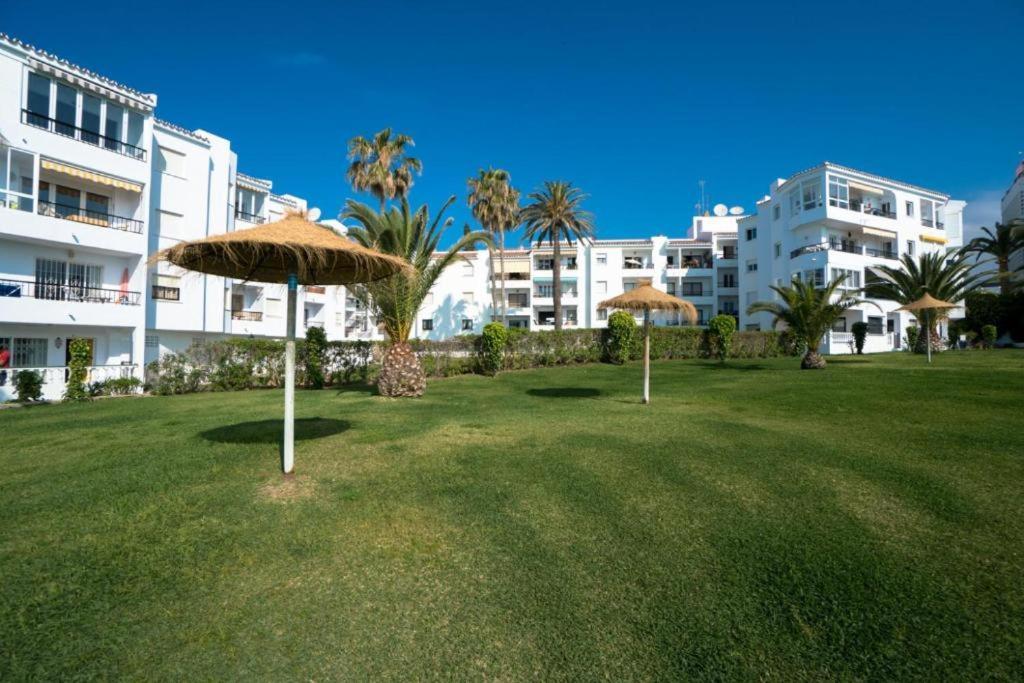 Palmeras 9 Menyber Nerja Exterior foto